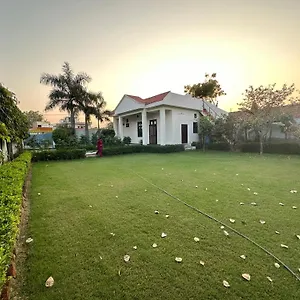 Serene Escape In Agra Chalet Agra (Uttar Pradesh)